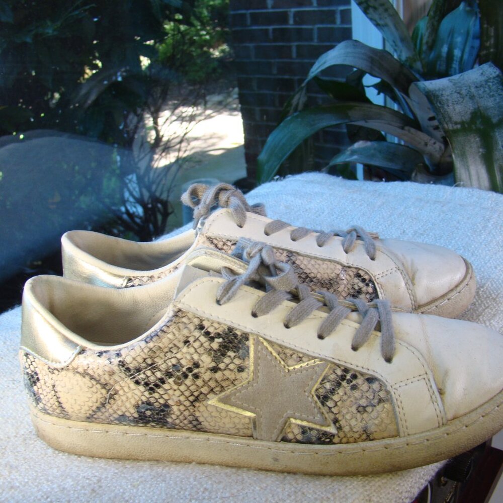 Vintage Havana Bianca gold snake white leather low top sneakers, size 7.5 - Picture 6 of 11